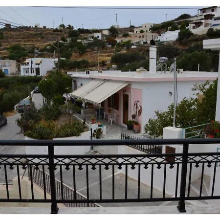 Kardoulis 2* Triovasálos